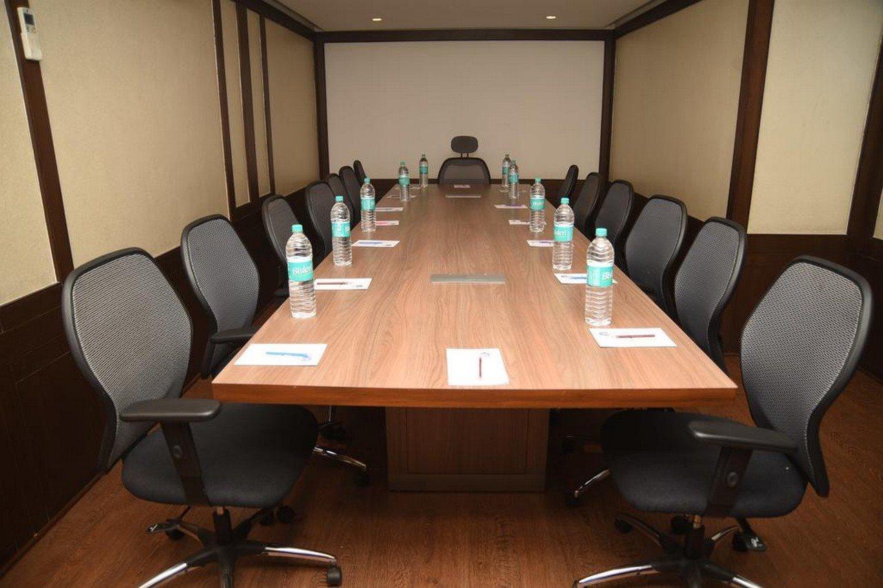 Hotel Maurya Bangalore Luaran gambar