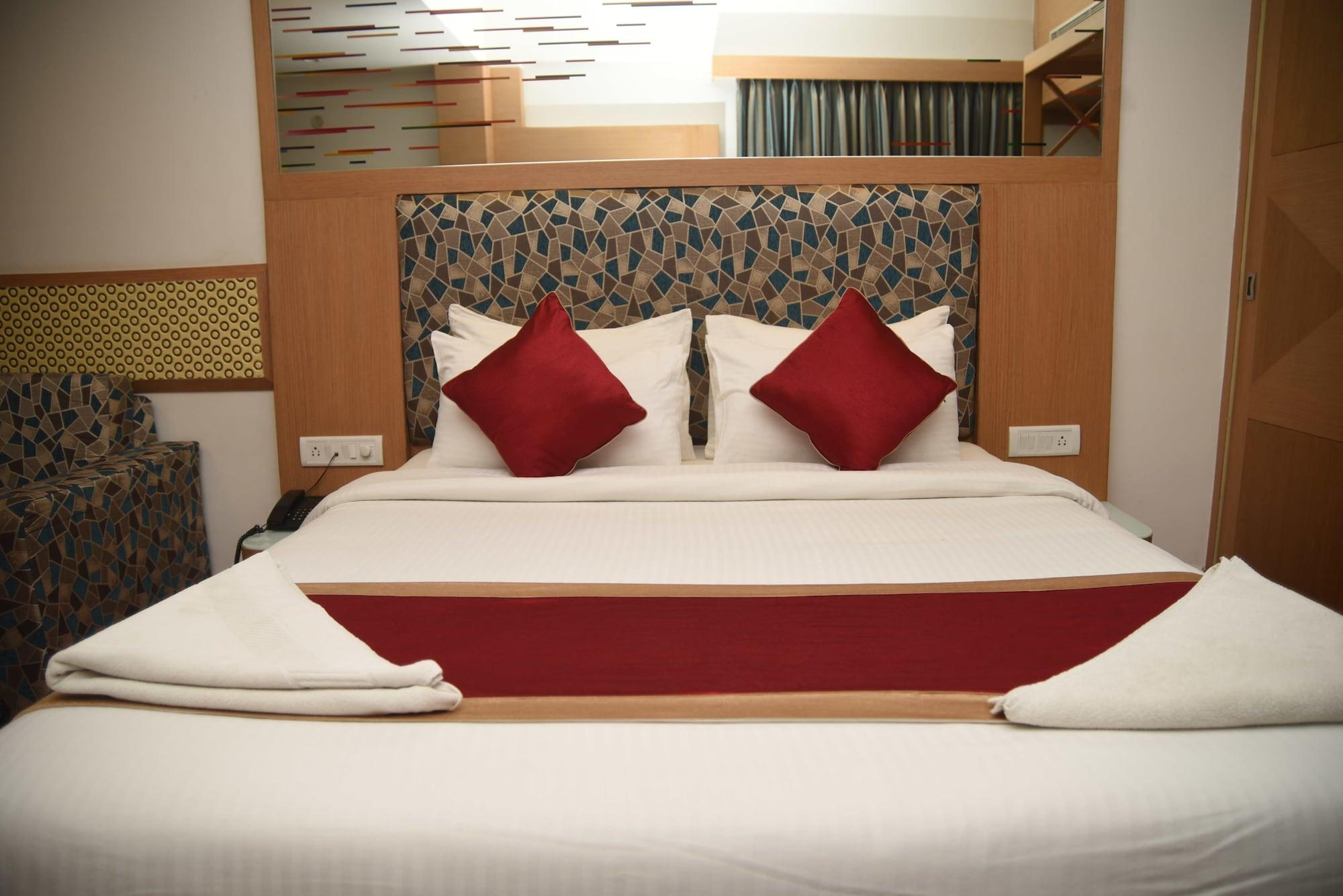Hotel Maurya Bangalore Luaran gambar