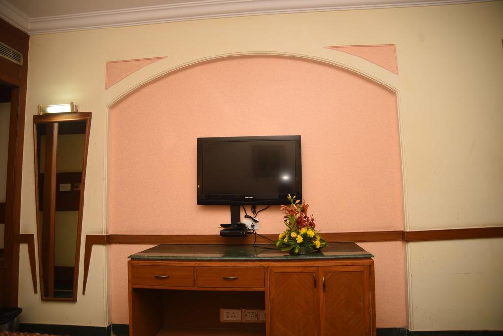 Hotel Maurya Bangalore Luaran gambar