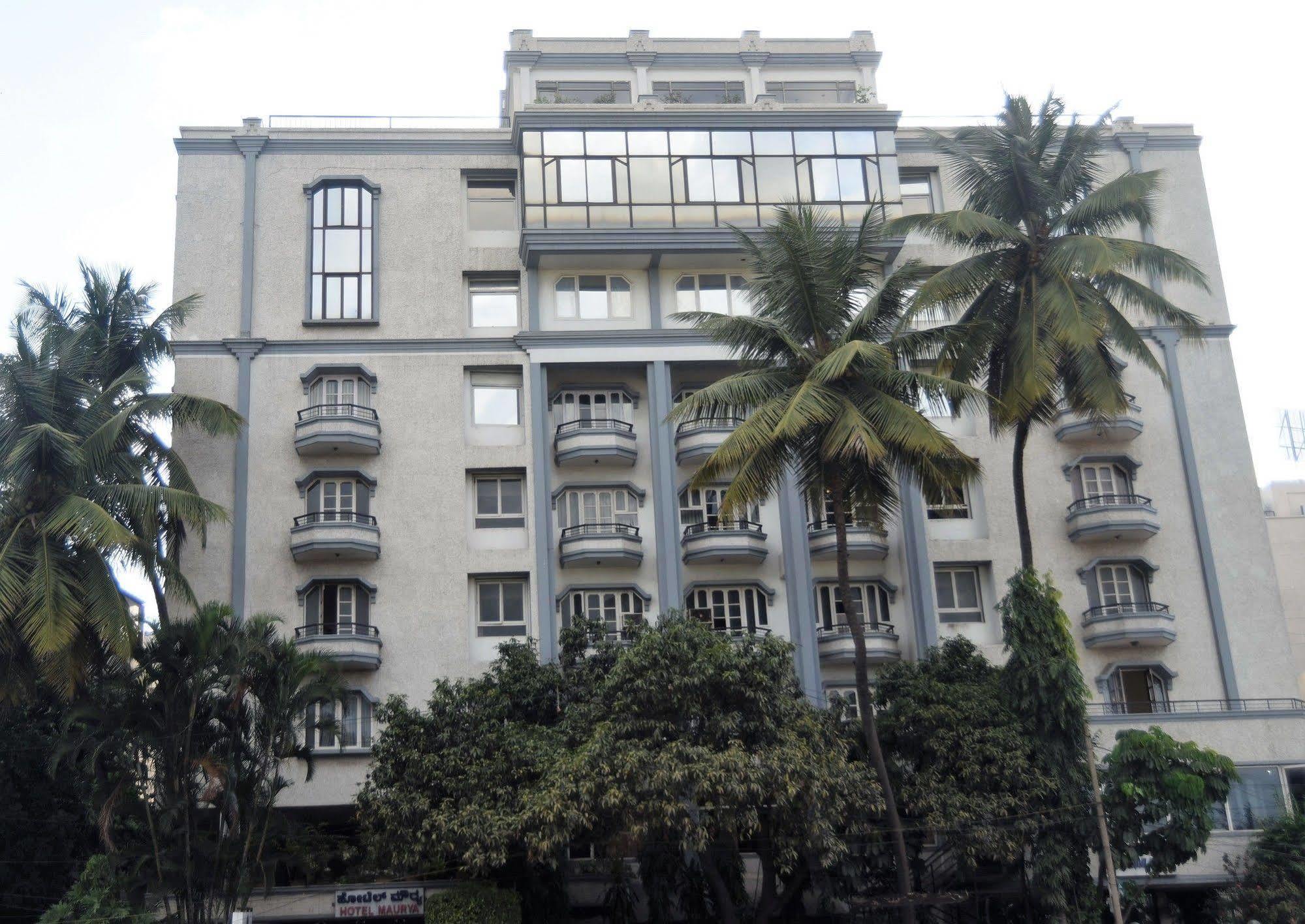 Hotel Maurya Bangalore Luaran gambar